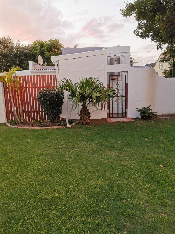 Ballina Ga-El Guesthouse Port Elizabeth Exterior photo